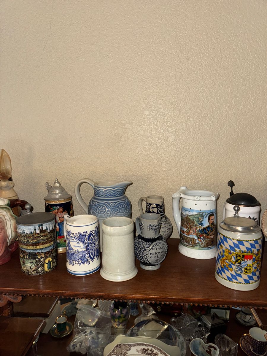 Collector's Paradise: Vintage Glass, Crystal & Eclectic Treasures - Image 41