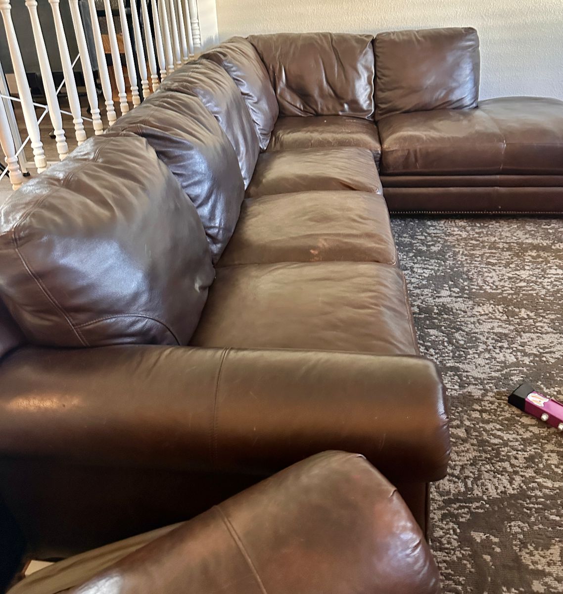 Crafty Family Home: Furniture, Appliances & Crafter's Paradise - Image 6