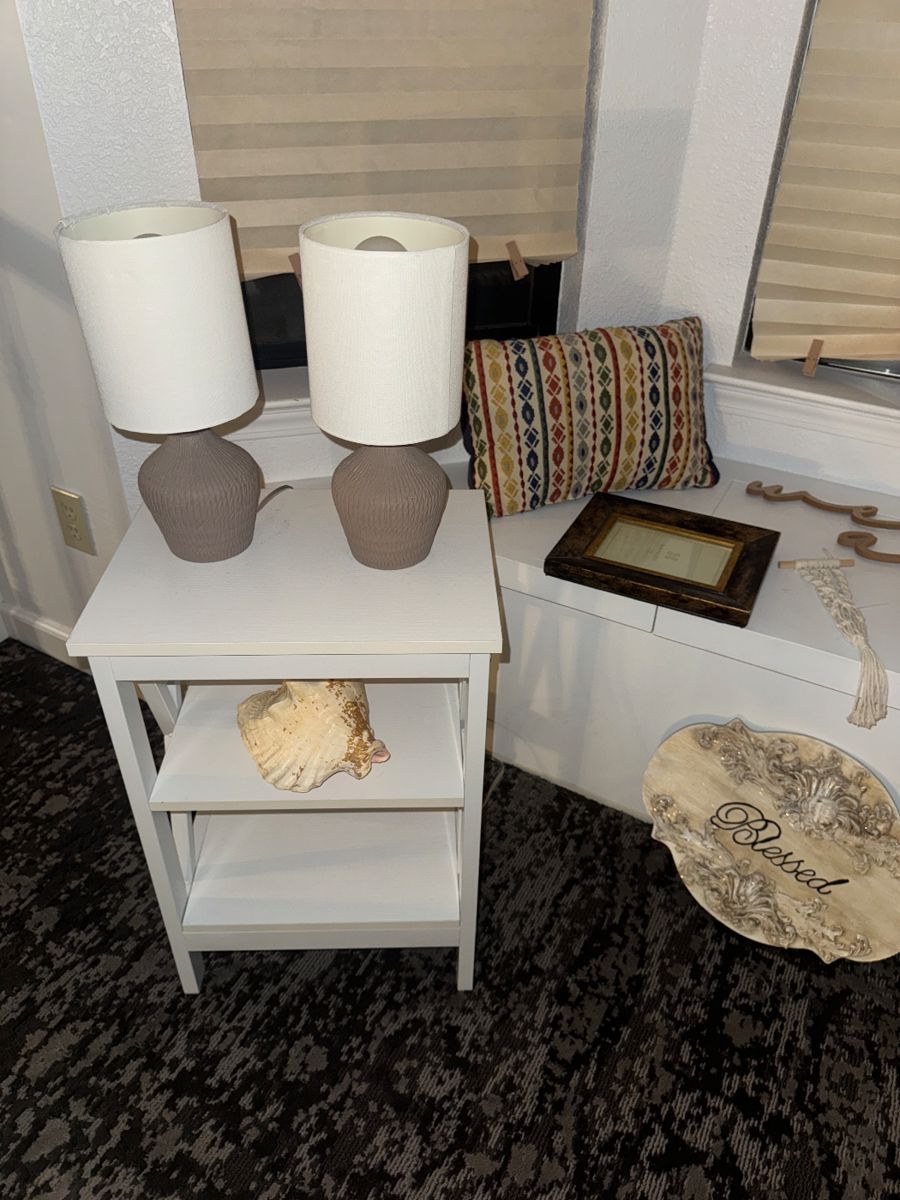Crafty Family Home: Furniture, Appliances & Crafter's Paradise - Image 27