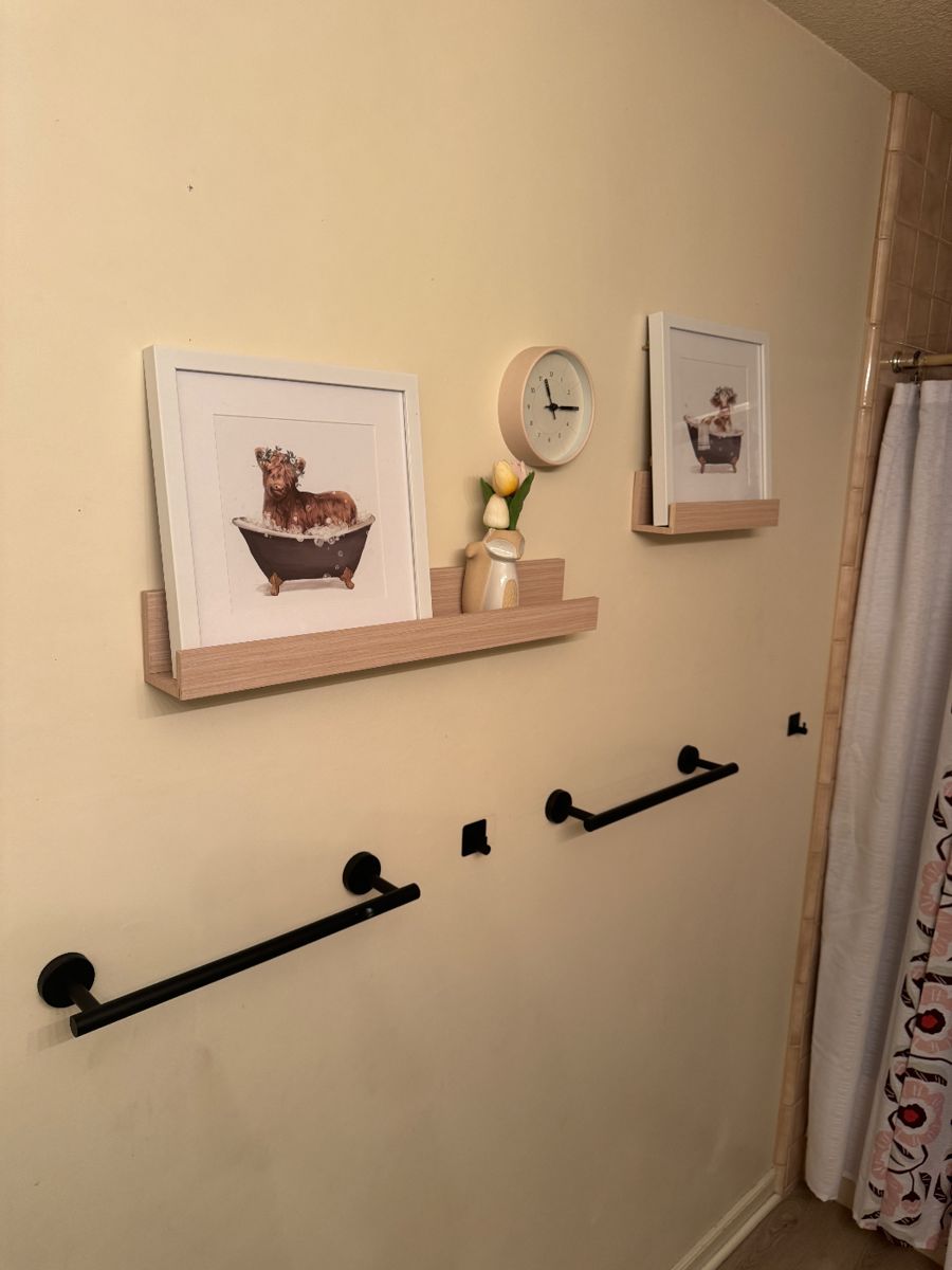 Crafty Family Home: Furniture, Appliances & Crafter's Paradise - Image 30