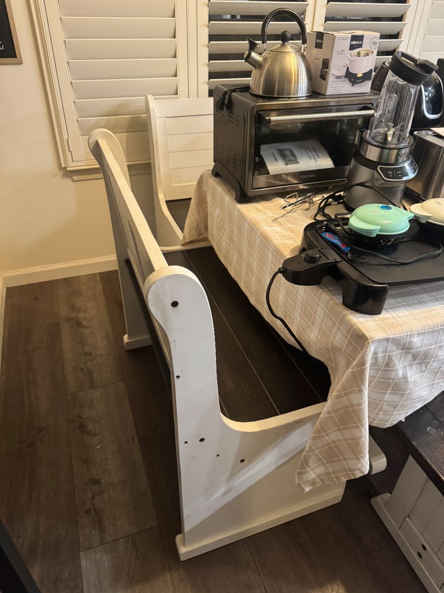 Crafty Family Home: Furniture, Appliances & Crafter's Paradise - Image 37
