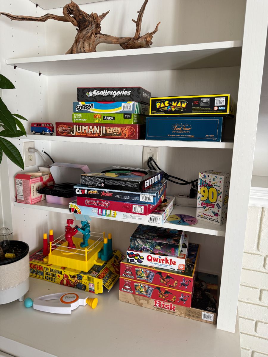 Crafty Family Home: Furniture, Appliances & Crafter's Paradise - Image 47