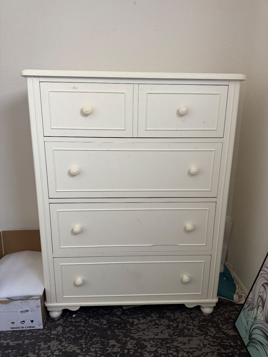 Crafty Family Home: Furniture, Appliances & Crafter's Paradise - Image 74