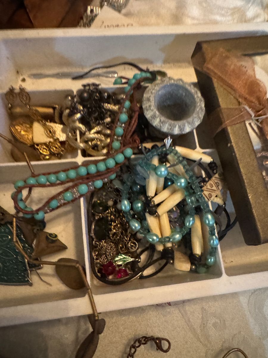 A former collectors sale (2nd sale) - Image 38