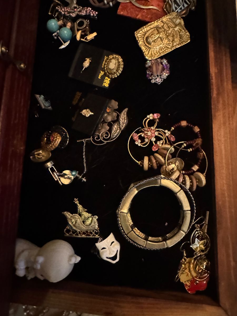A former collectors sale (2nd sale) - Image 44