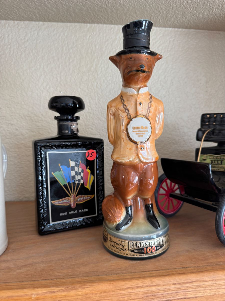 Antiques and collectibles - Image 53