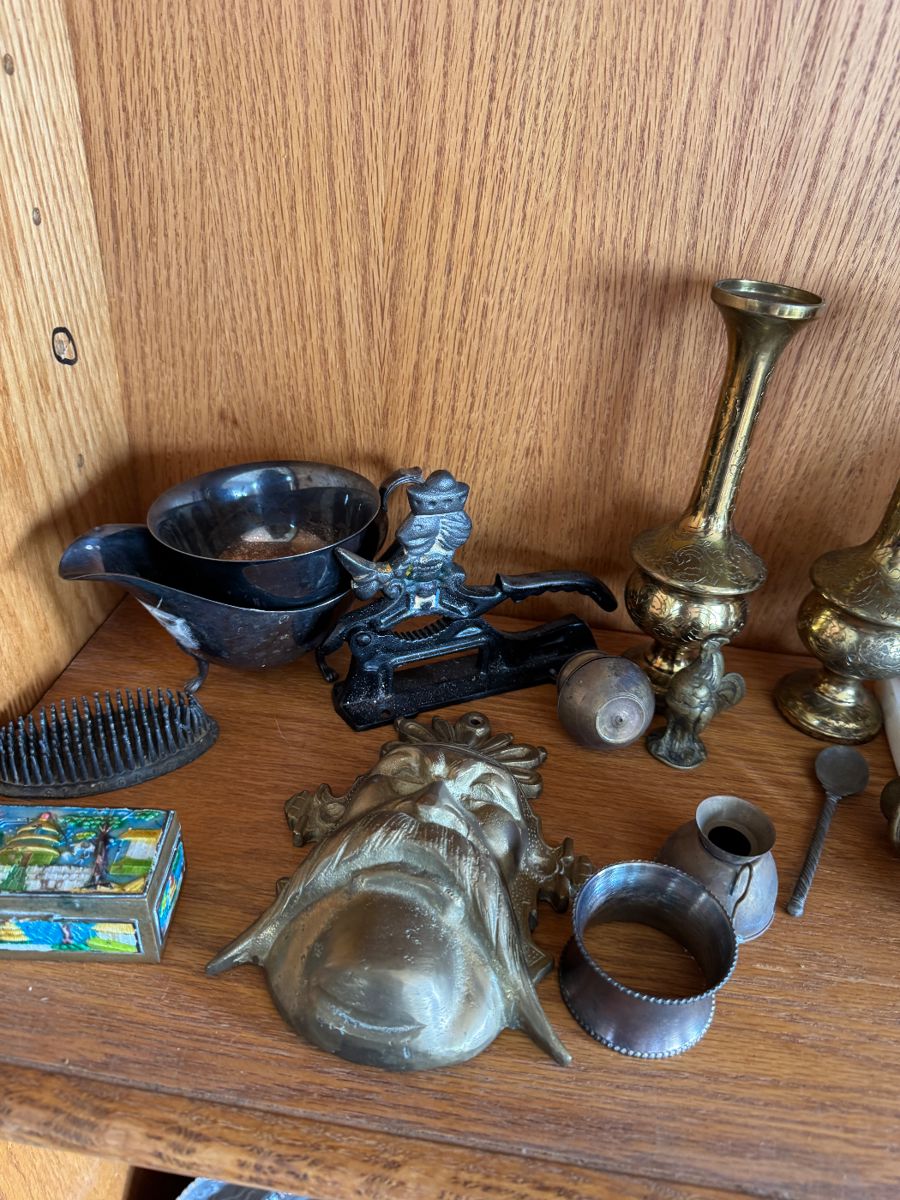Antiques and collectibles - Image 64