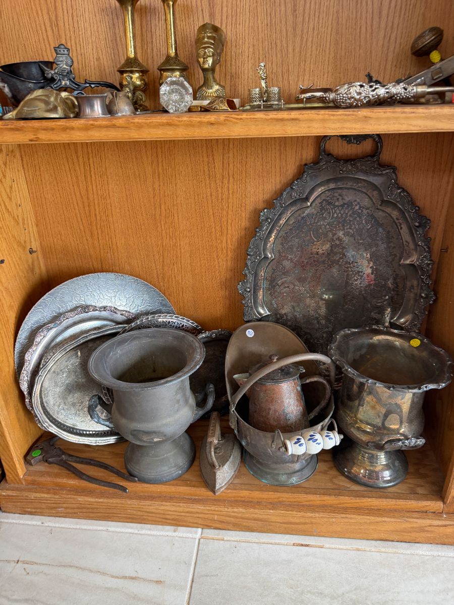 Antiques and collectibles - Image 65