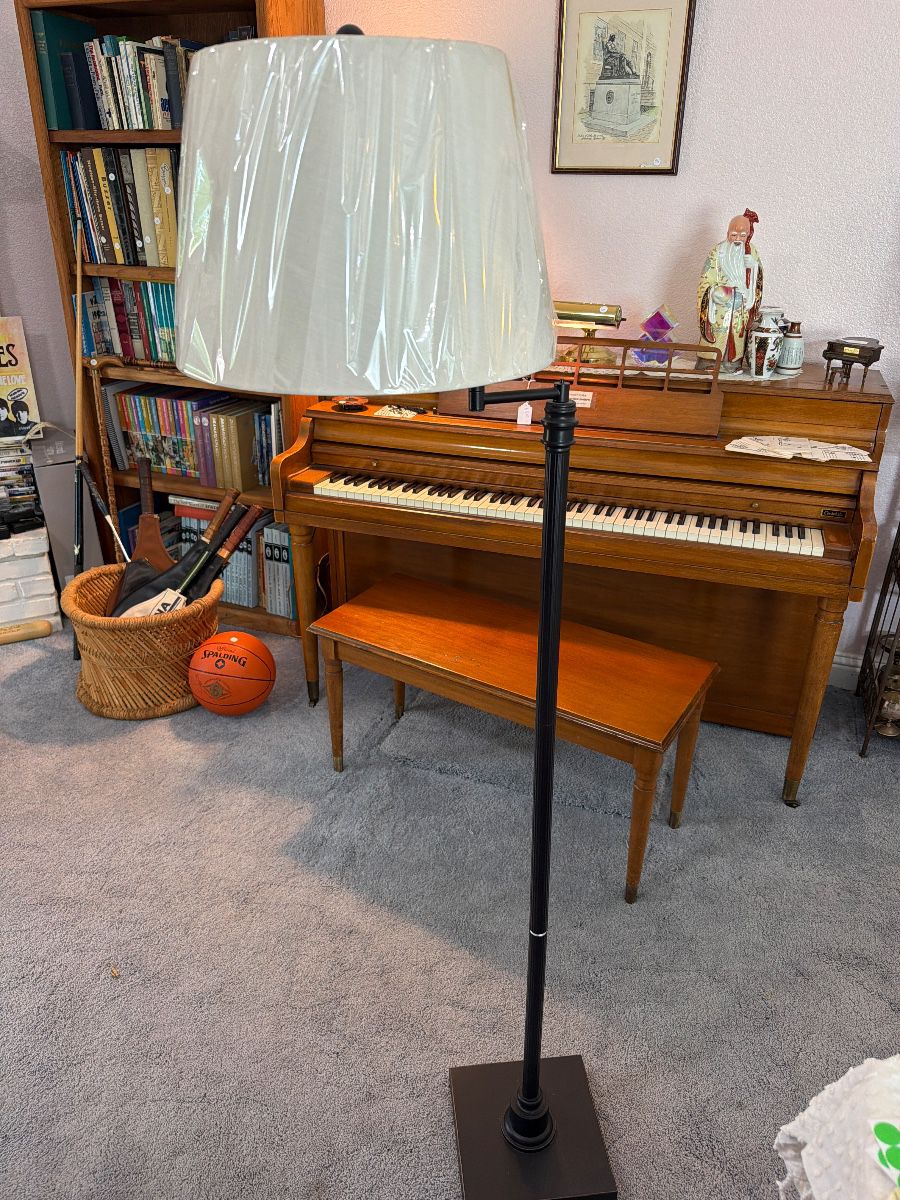 Faith, Fabric & Family: Antiques, Holiday Decor & Vintage Treasures - Image 118