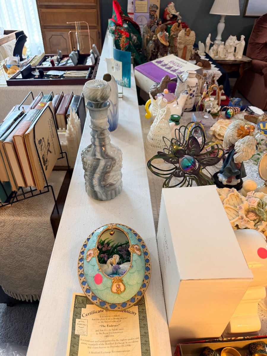 Faith, Fabric & Family: Antiques, Holiday Decor & Vintage Treasures - Image 74