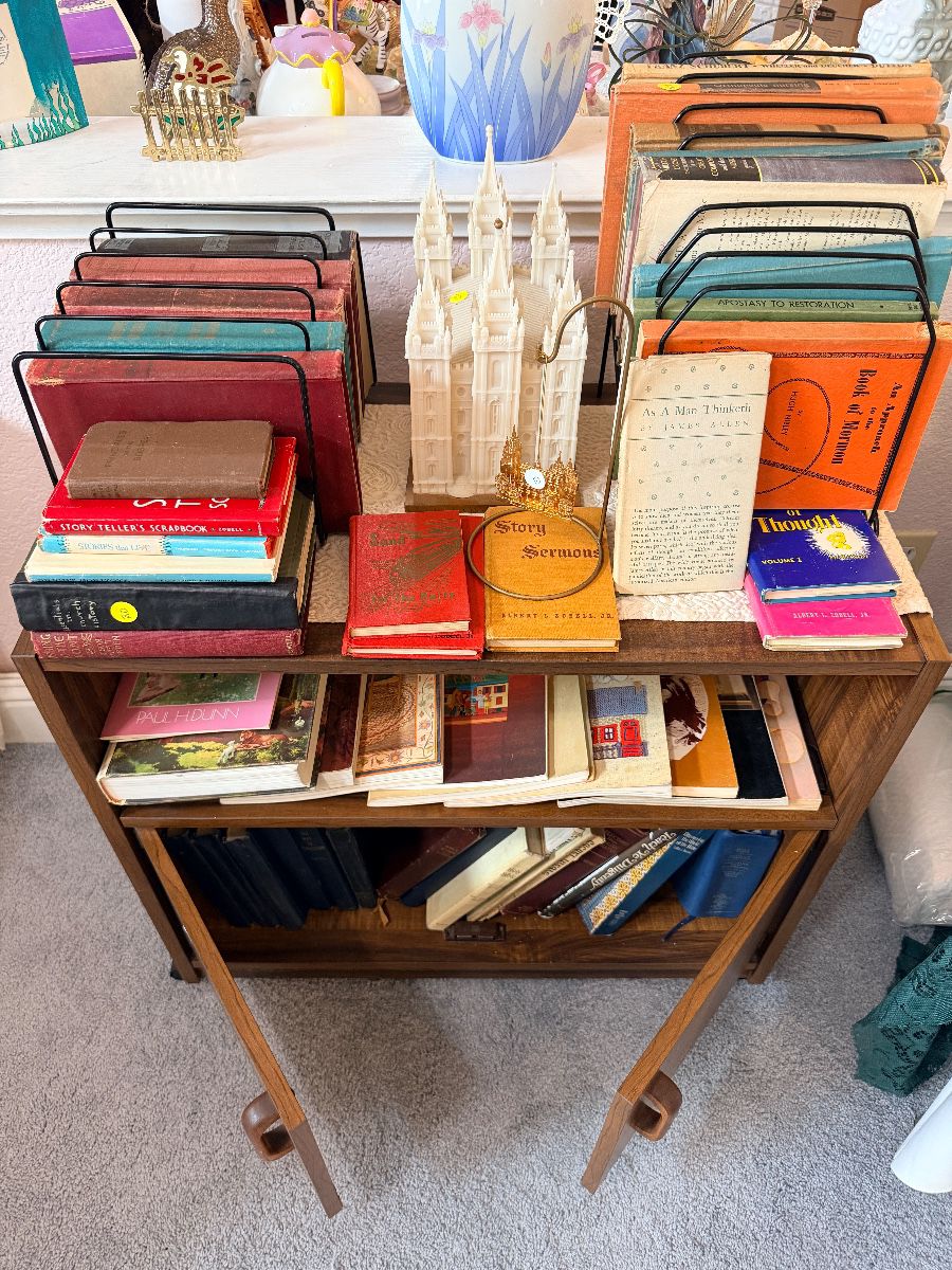 Faith, Fabric & Family: Antiques, Holiday Decor & Vintage Treasures - Image 91