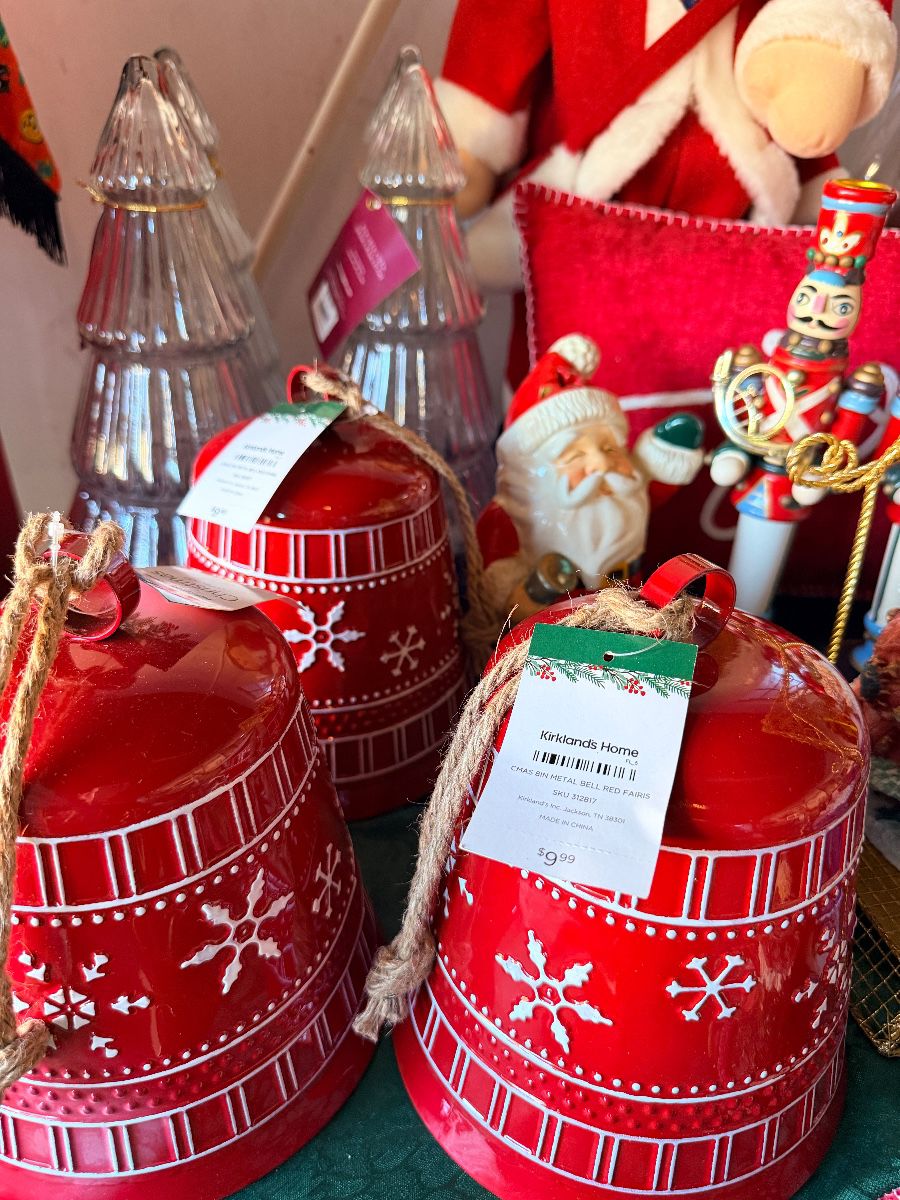 Faith, Fabric & Family: Antiques, Holiday Decor & Vintage Treasures - Image 95