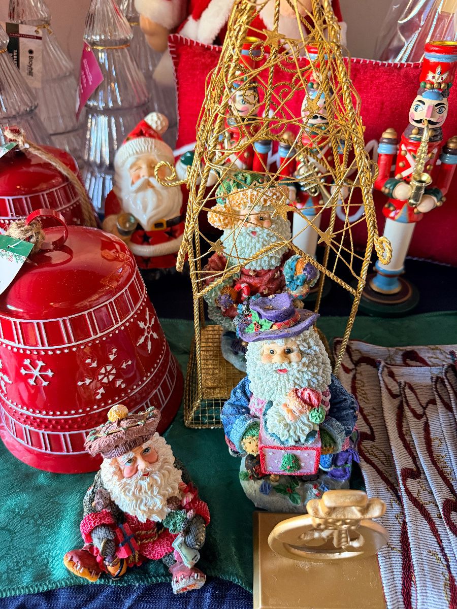 Faith, Fabric & Family: Antiques, Holiday Decor & Vintage Treasures - Image 96