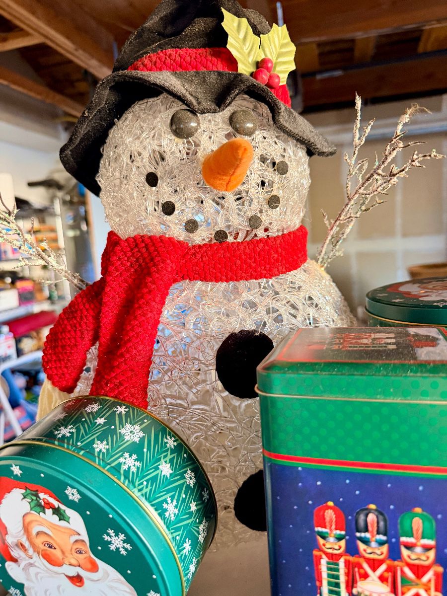 Faith, Fabric & Family: Antiques, Holiday Decor & Vintage Treasures - Image 98
