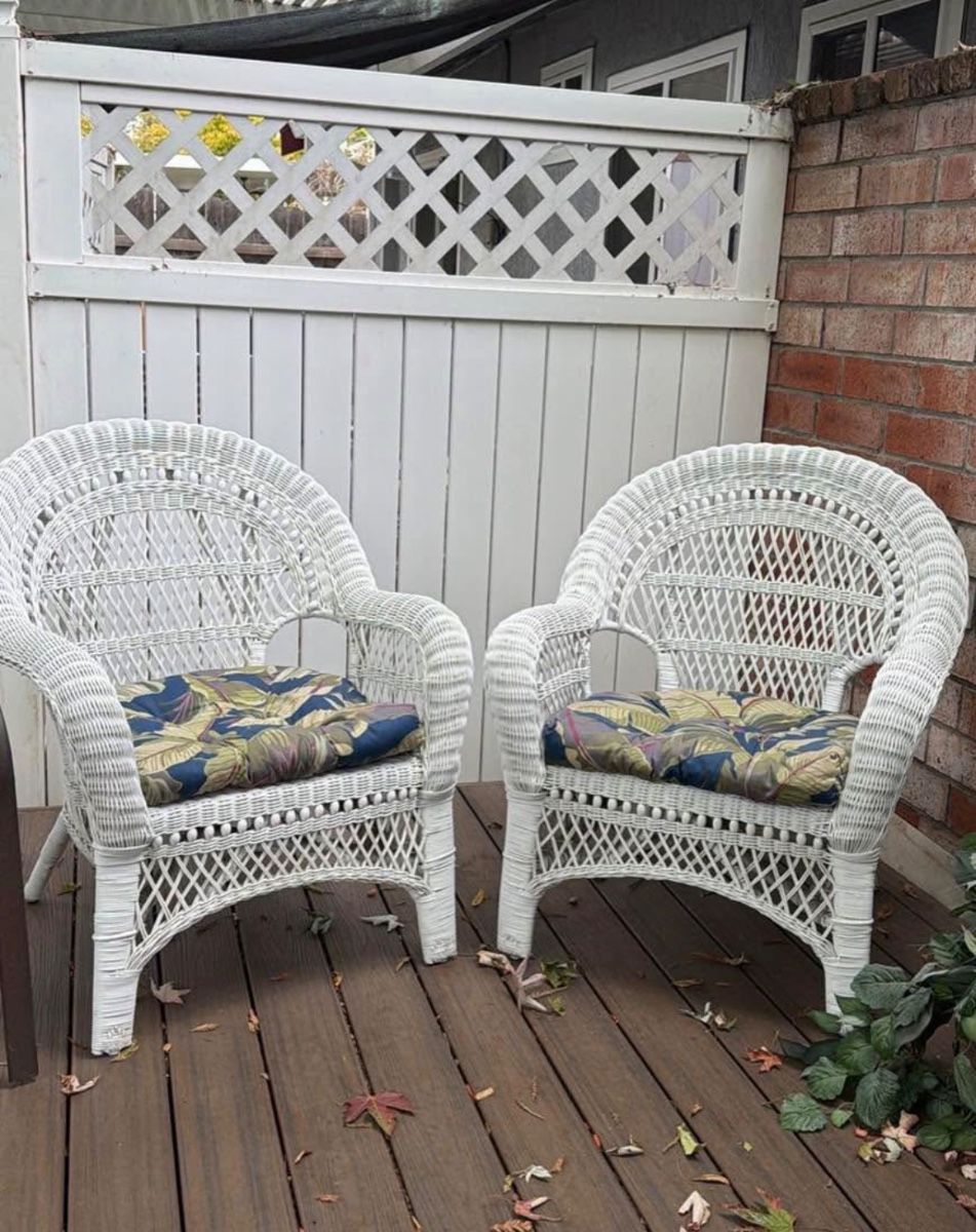 A Pocket Full: Furniture, Books, Fall Decor & a Little Bit of Everything - Image 106