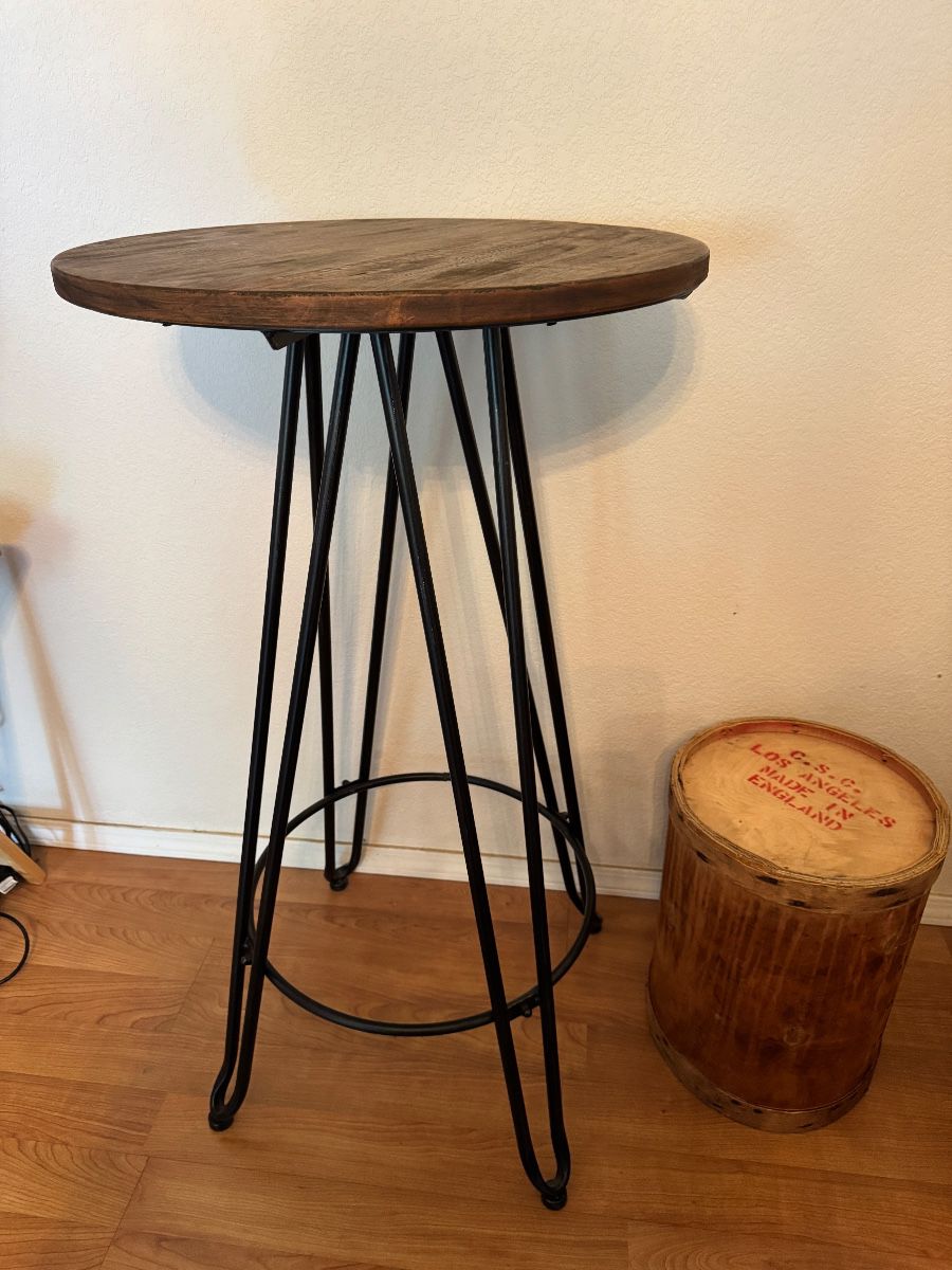 A Pocket Full: Furniture, Books, Fall Decor & a Little Bit of Everything - Image 22