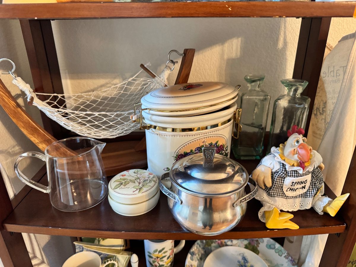 A Pocket Full: Furniture, Books, Fall Decor & a Little Bit of Everything - Image 25