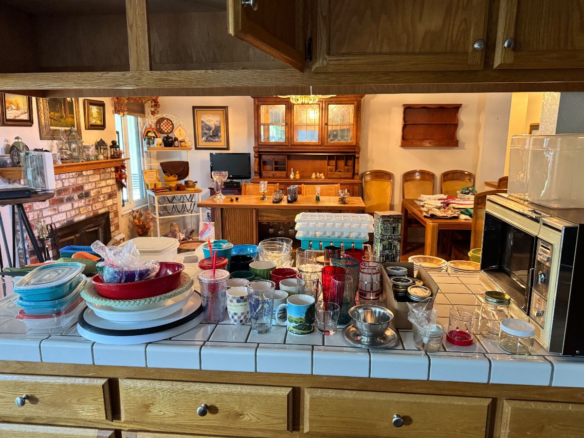 A Pocket Full: Furniture, Books, Fall Decor & a Little Bit of Everything - Image 6