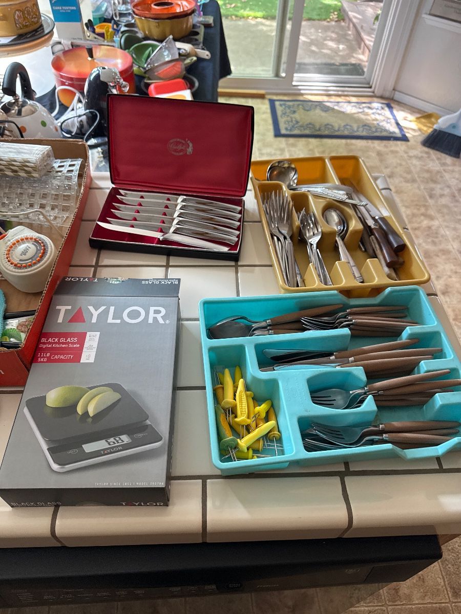 A Pocket Full: Furniture, Books, Fall Decor & a Little Bit of Everything - Image 60