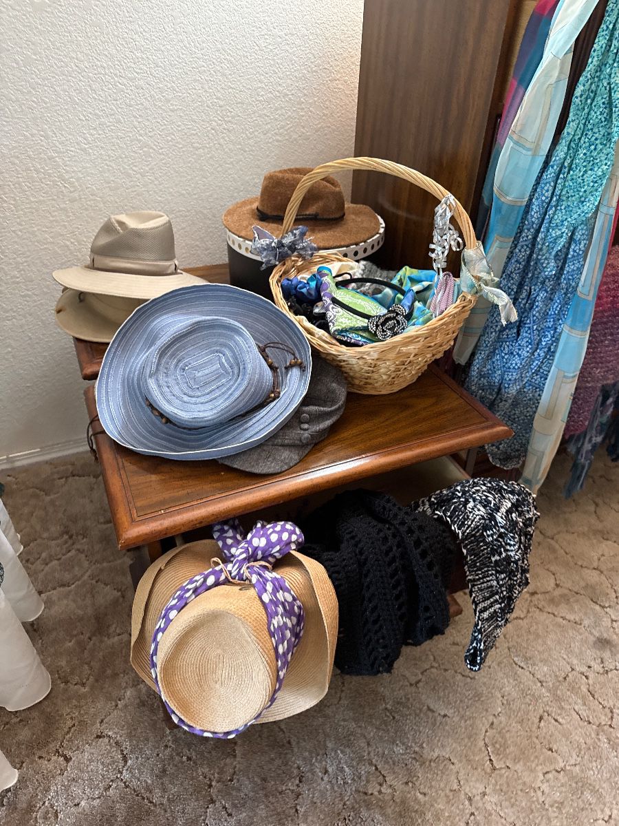 A Pocket Full: Furniture, Books, Fall Decor & a Little Bit of Everything - Image 75