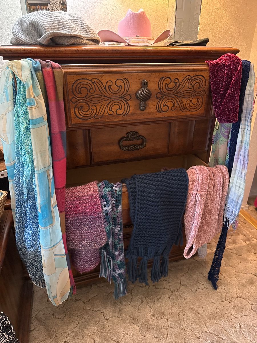 A Pocket Full: Furniture, Books, Fall Decor & a Little Bit of Everything - Image 76