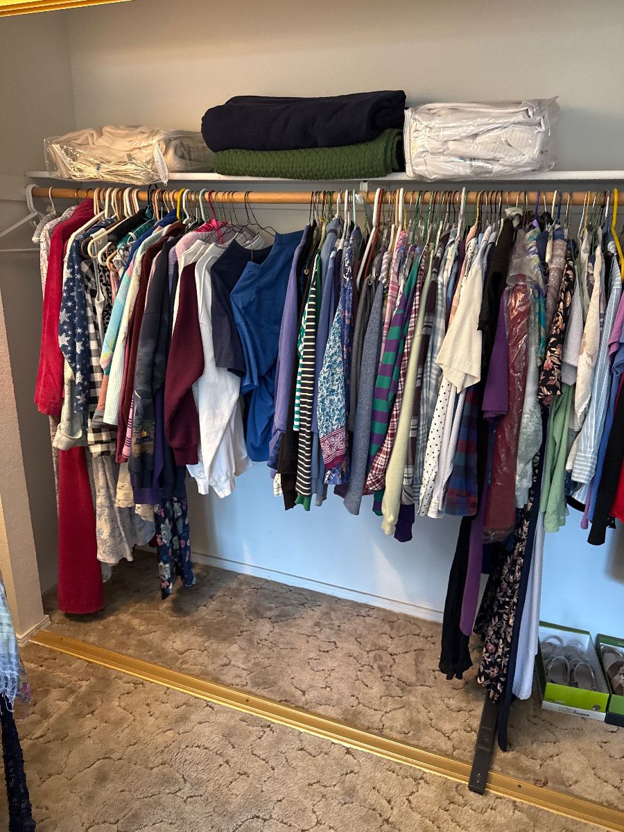A Pocket Full: Furniture, Books, Fall Decor & a Little Bit of Everything - Image 77