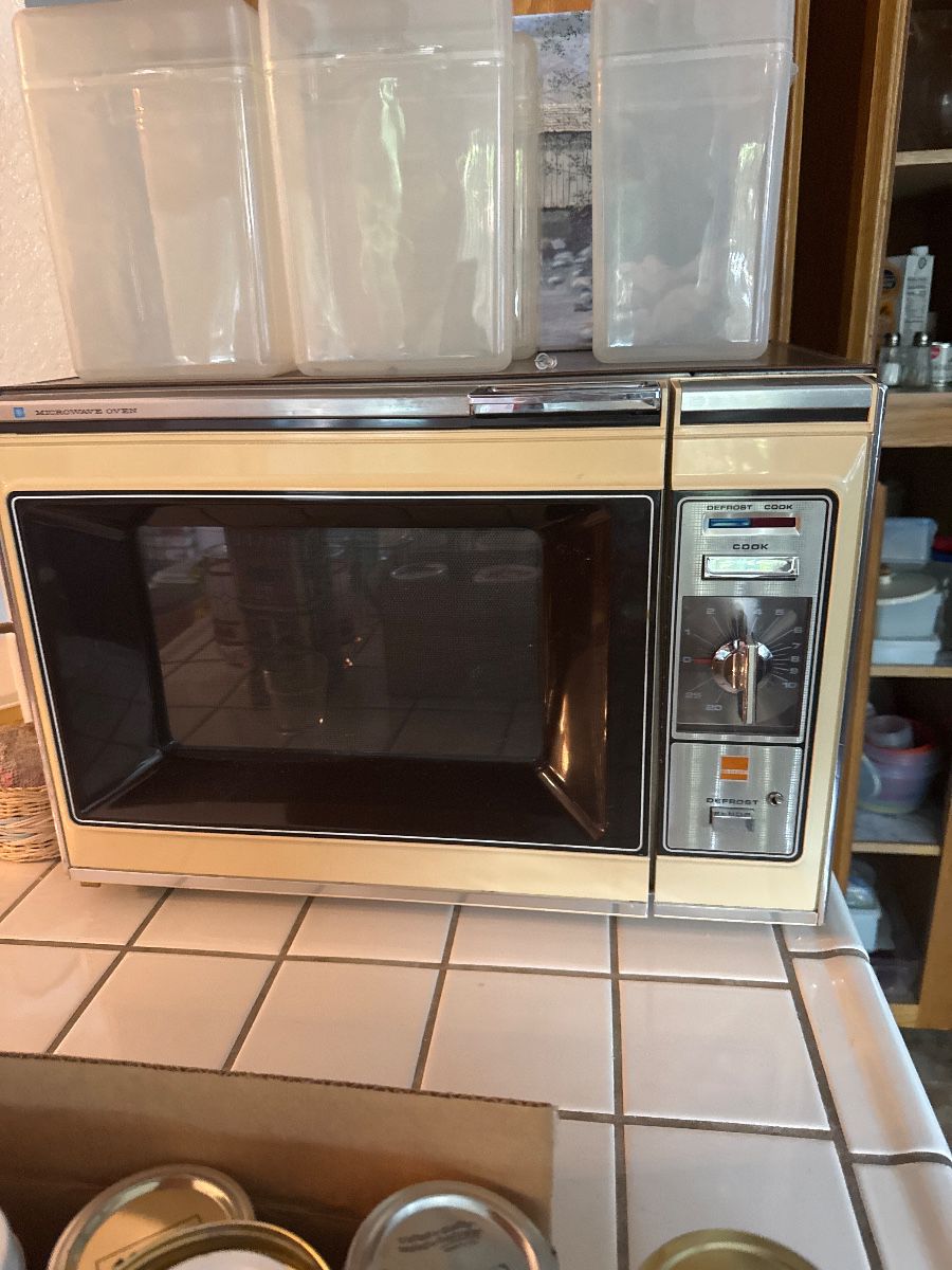 A Pocket Full: Furniture, Books, Fall Decor & a Little Bit of Everything - Image 93